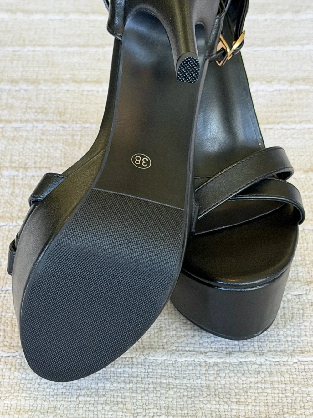 N/A stylish black